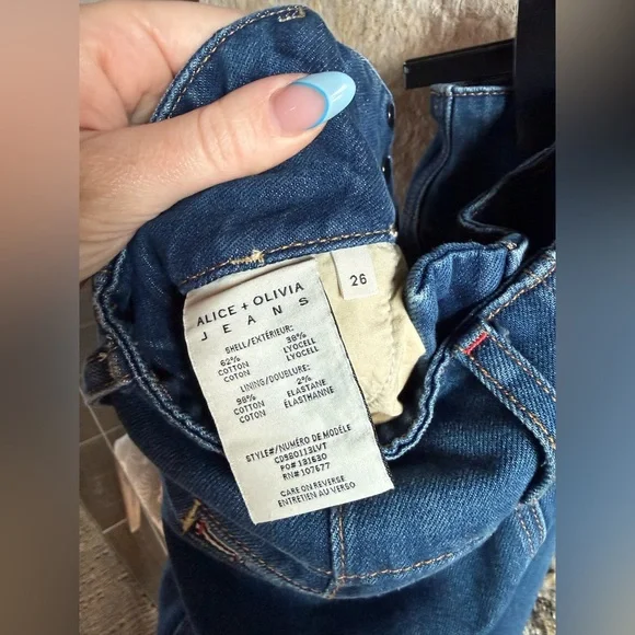 Alice + Olivia Dark Blue Denim Jeans - Picture 4 of 4